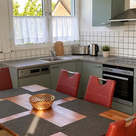 Auszeit Eigene Grosse Terrasse Mit Strandkorb Und Grill Apartman *